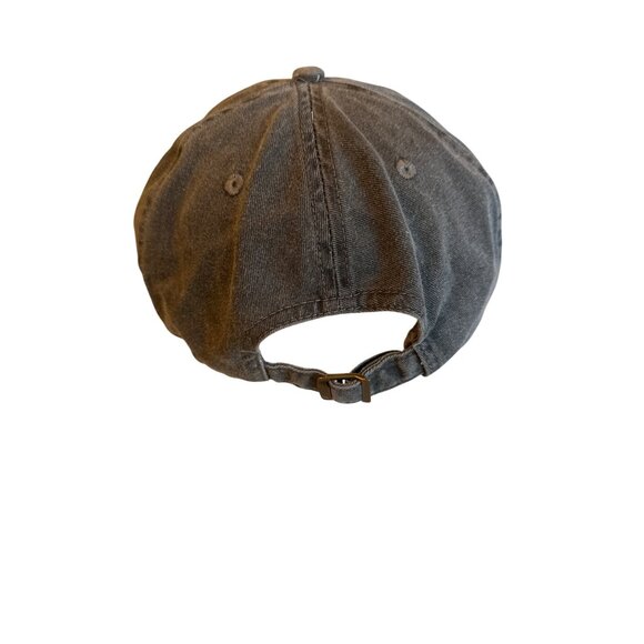 Eagle River WI Embroidered Gray Baseball Cap With Adjustable Strap - Picture 3 of 4